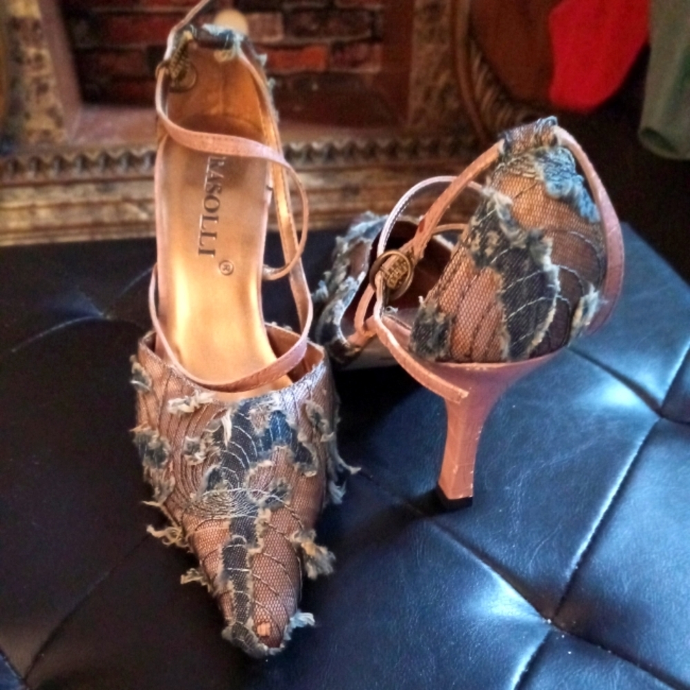 Jean heels size 7 1/2